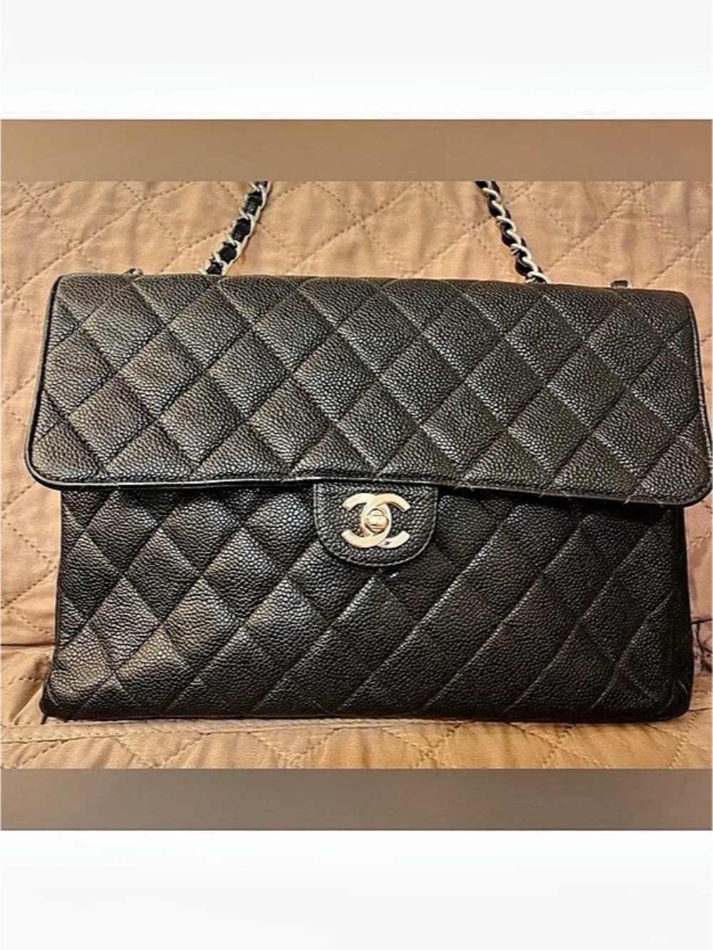 Chanel Classic Maxi Double Flap Bag Leather Shoulder Bag in Black
